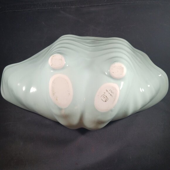 Vintage HALL Pottery Mid Century Light Blue Shell Bowl - Picture 8 of 10